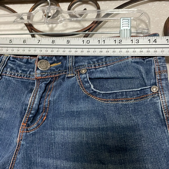 Women’s size 28 waist London bridge four-way stretch blue jeans - Picture 9 of 16